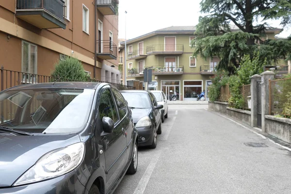 Verona Italien Juli 2017 Autos Auf Einem Parkplatz Verona — Stockfoto
