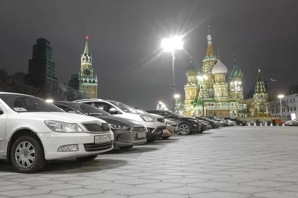 Moszkva Oroszország Január 2018 Moszkvai Kreml Közelében Parkoló — Stock Fotó