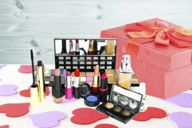 Farklı kozmetik ile kompozisyon