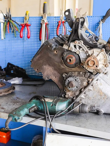 Posto Lavoro Una Stazione Riparazione Auto — Foto Stock