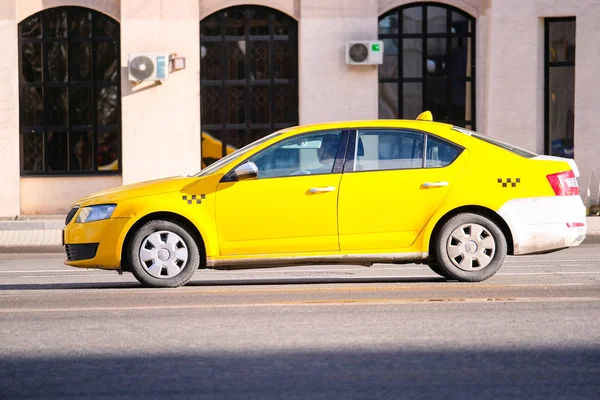 Moskau Russland April 2018 Taxi Auf Einem Parkplatz Zentrum Von — Stockfoto