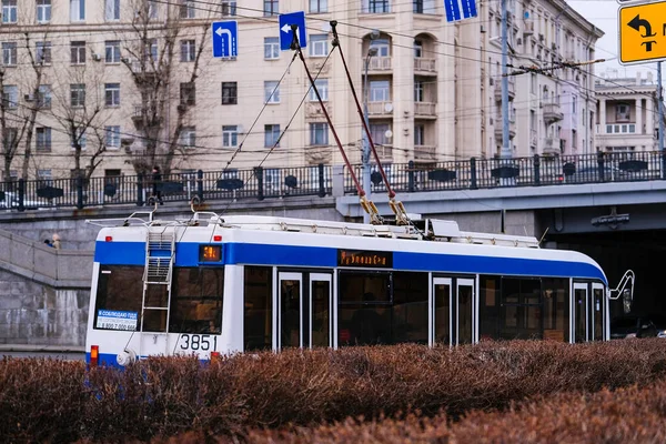 Moskau Russland April 2018 Obus Auf Der Moskauer Straße — Stockfoto