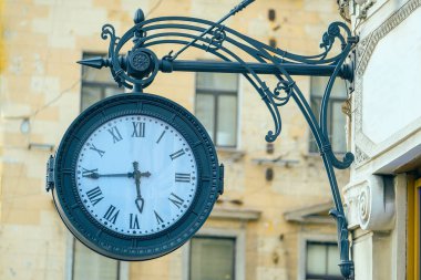 taştan bir duvar sokak Bitime görüntüsünü