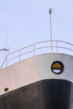 Geminin pruvasının yakın çekim görüntüsü. 