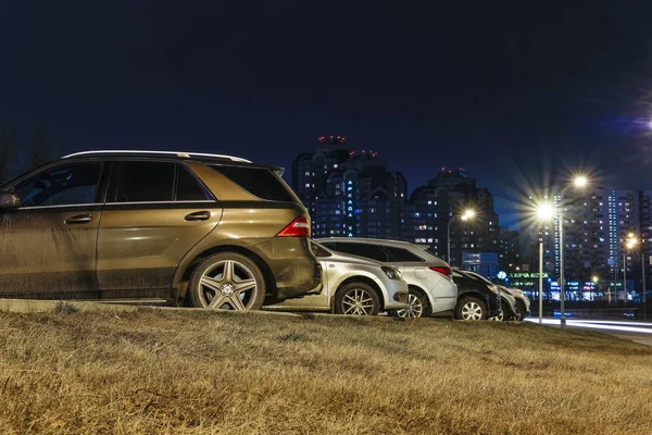 Moscú Rusia Diciembre 2019 Coches Aparcamiento Moscú Rusia — Foto de Stock