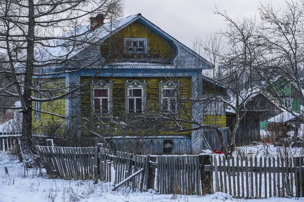 Malý Vesnický Dům Karelii Zimě — Stock fotografie