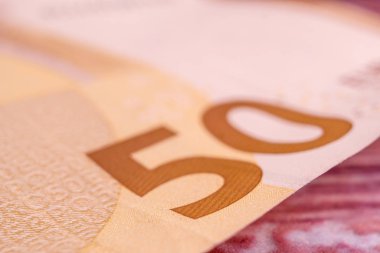 Euro banknotları kapanıyor