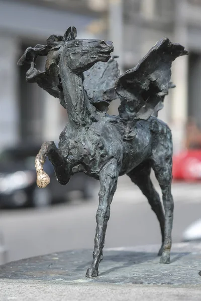 Petersburg Russland Juli 2019 Bild Einer Pegasus Skulptur Petersburg — Stockfoto