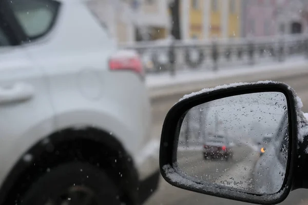 Изображение Бокового Зеркала Автомобиля — стоковое фото