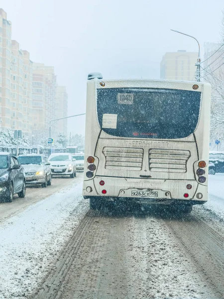 Московская Область Россия Января 2020 Года Изображение Автомобилей Шоссе Снегопад — стоковое фото