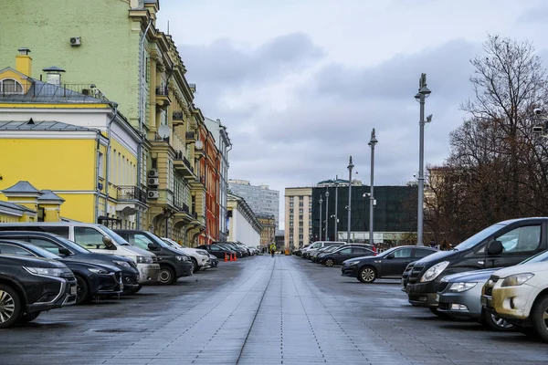 Moskwa Rosja Styczeń 2020 Samochód Parkingu Centrum Moskwy Rosja — Zdjęcie stockowe