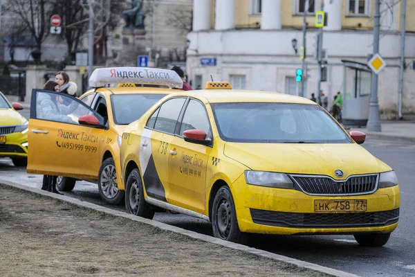 Moscow Russia January 2020 Image Taxi Moscow Street — 스톡 사진