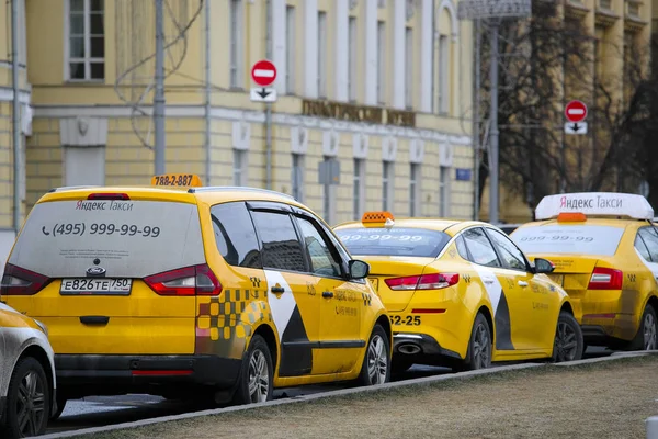 Москва Россия Января 2020 Года Изображение Такси Улице Москва — стоковое фото