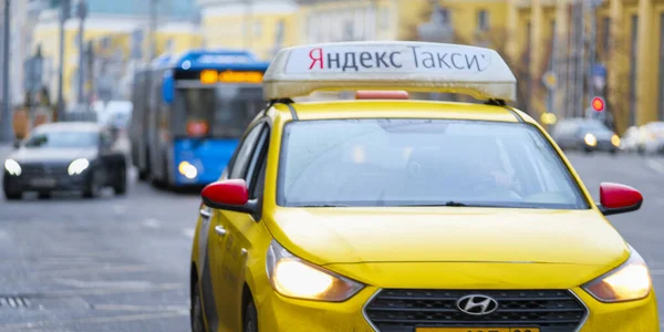 Moskau Russland Januar 2020 Das Bild Des Taxis Auf Der — Stockfoto