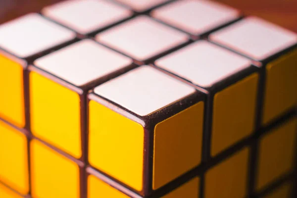 Zbliżenie Części Zmontowanego Sześcianu Rubik — Zdjęcie stockowe
