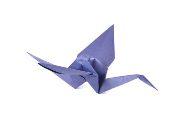 Beyaz üzerinde Origami vinç