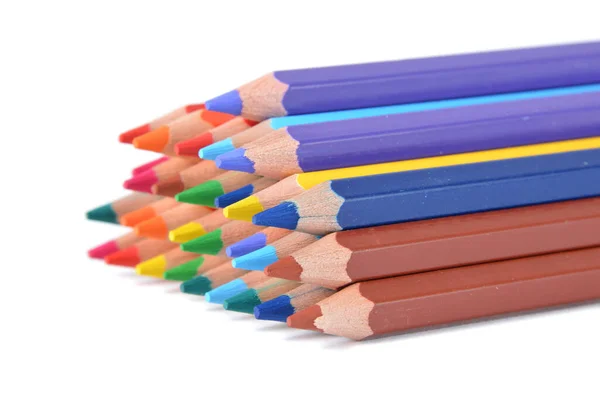 白い上に色鉛筆の並べ替え — ストック写真