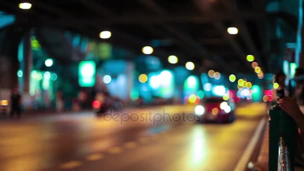 HD - noc świeci smuga, jak jedziemy w dół ulicy miasta — Wideo stockowe