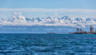 dağ Gölü: Issyk-Kul, kyrgyzstan