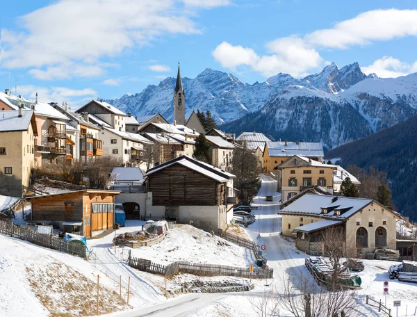 Guarda village at a beautiful  sunny day in winter. — Stock Photo, Image