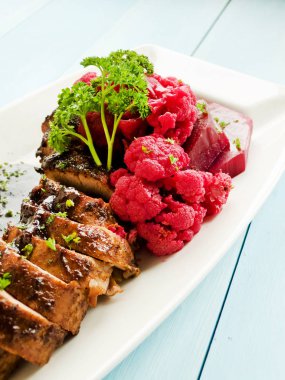 soslu domuz filetosu