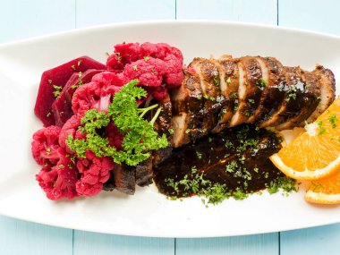 soslu domuz filetosu