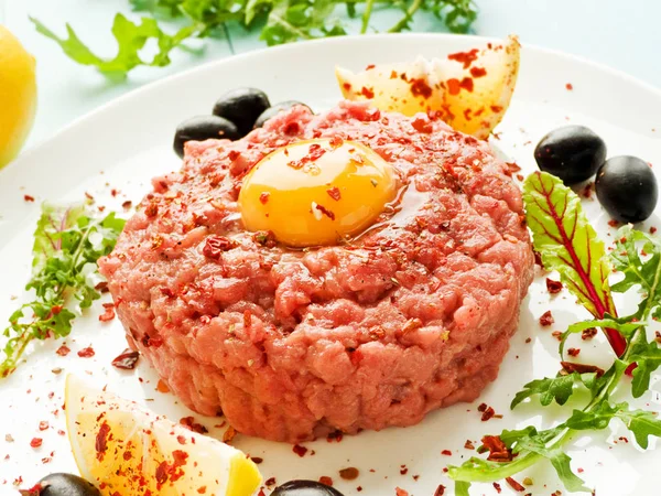 Beef tartar with spices — Stock Photo, Image