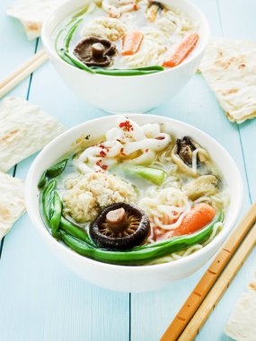 Ev yapımı Ramen kase