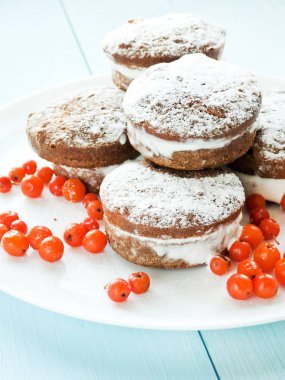 크림 초콜렛 케이크