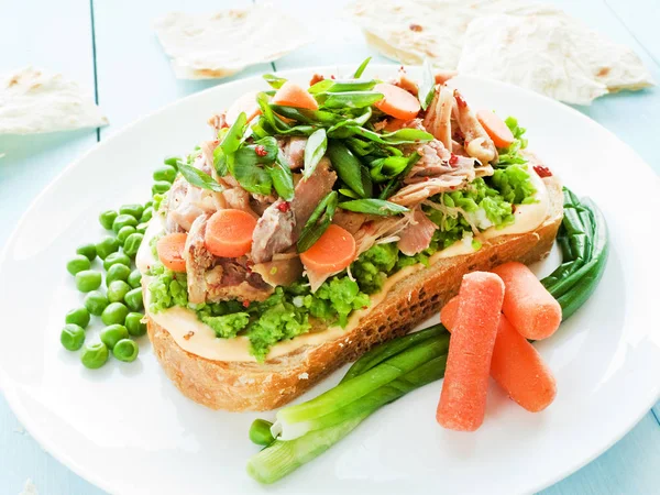 Sandwich con pollo — Foto Stock