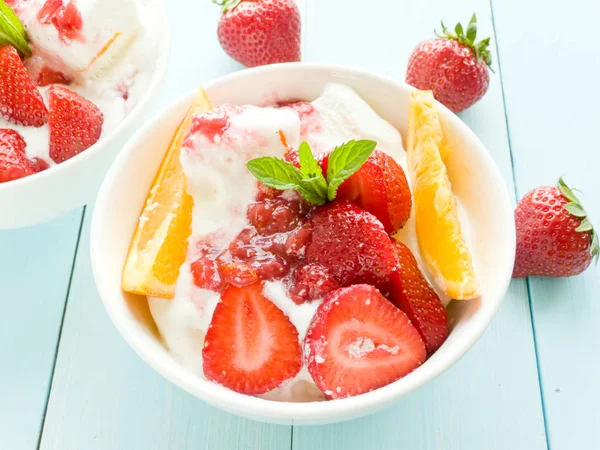 Postre de helado — Foto de Stock