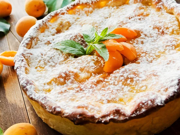 Süße Aprikosenkuchen — Stockfoto