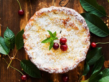 tatlı cherry pie