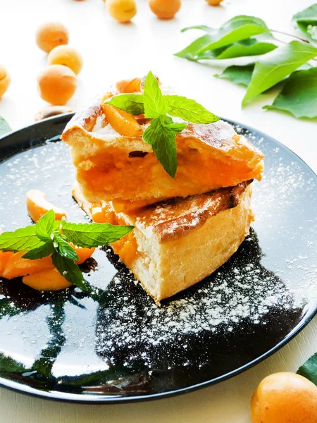 Солодкий пиріг абрикоса — стокове фото