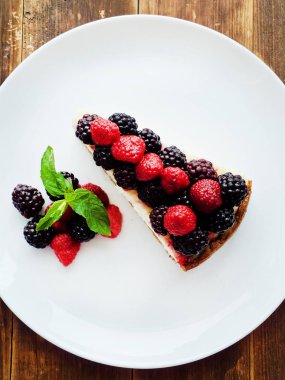 Taze pişmiş peynirli kek