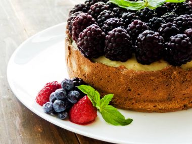 Taze pişmiş peynirli kek