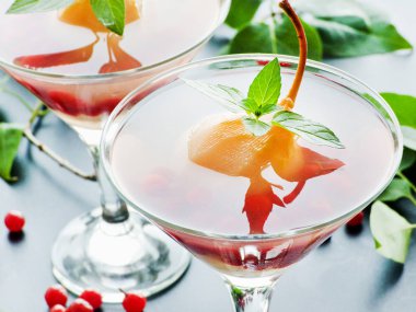 Tatlı armut kompostosu