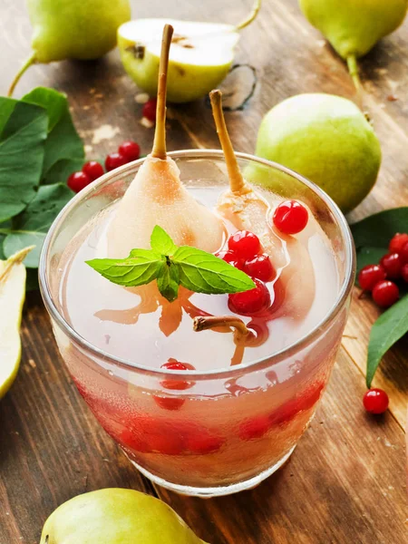 Tatlı armut kompostosu