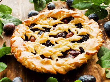Tatlı Erik pasta