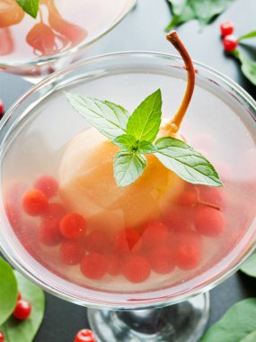 Tatlı armut kompostosu