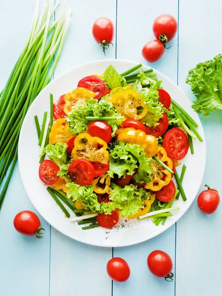 Kırmızı-Sarı domates salatası