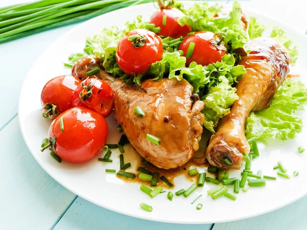 Pollo al forno con verdure — Foto Stock