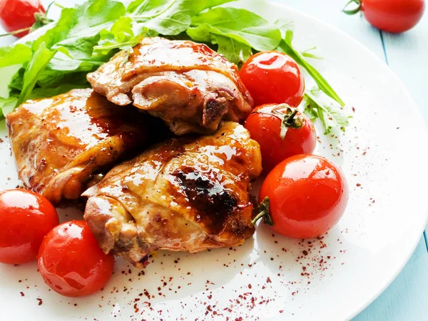 Pollo con verduras —  Fotos de Stock