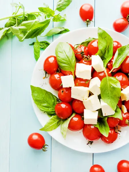 Tomates e queijo assados — Fotografia de Stock