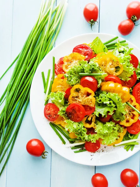 Kırmızı-Sarı domates salatası