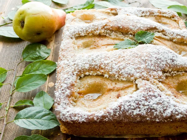 Sweet pear pie — Stock Photo, Image