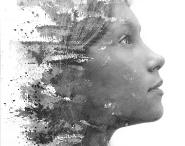 Genç bir kızın resim portresi.