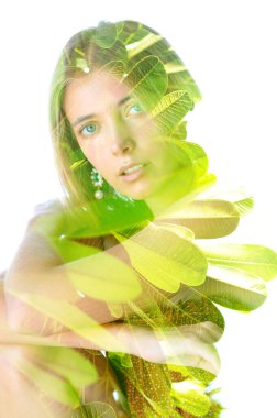 Gerçeküstü çift pozlama portresi