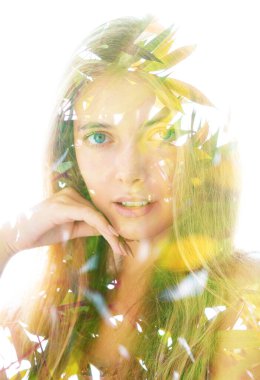 Gerçeküstü çift pozlama portresi