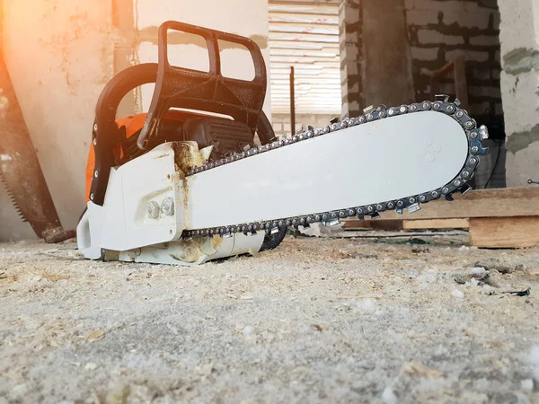 Chainsaw Strewn Sawdust Floor Country House Construction Foam Blocks — Stock Photo, Image